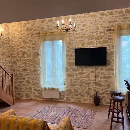 Chez Dragos Centre Ville Lauris المظهر الخارجي الصورة